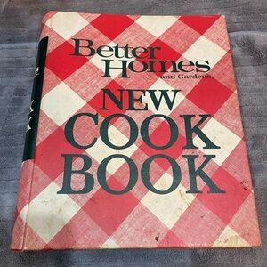 Better Homes and Gardens New Cook Book, 1968 Edition